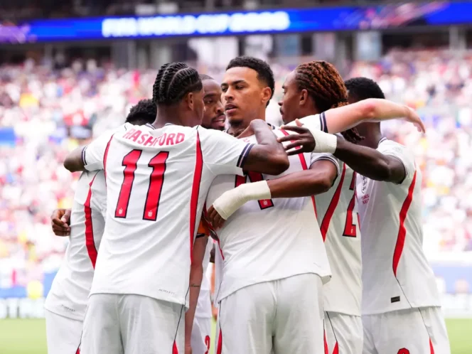 
					Timnas Inggris meraih posisi ketiga