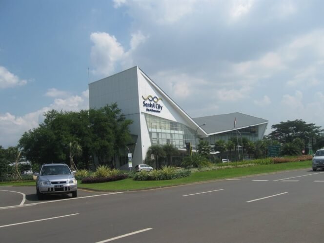 
					PT Sentul City Tbk